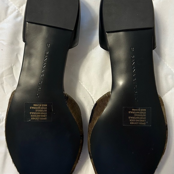 Banana Republic D’Orsay Camo Print Flats - Picture 2 of 5